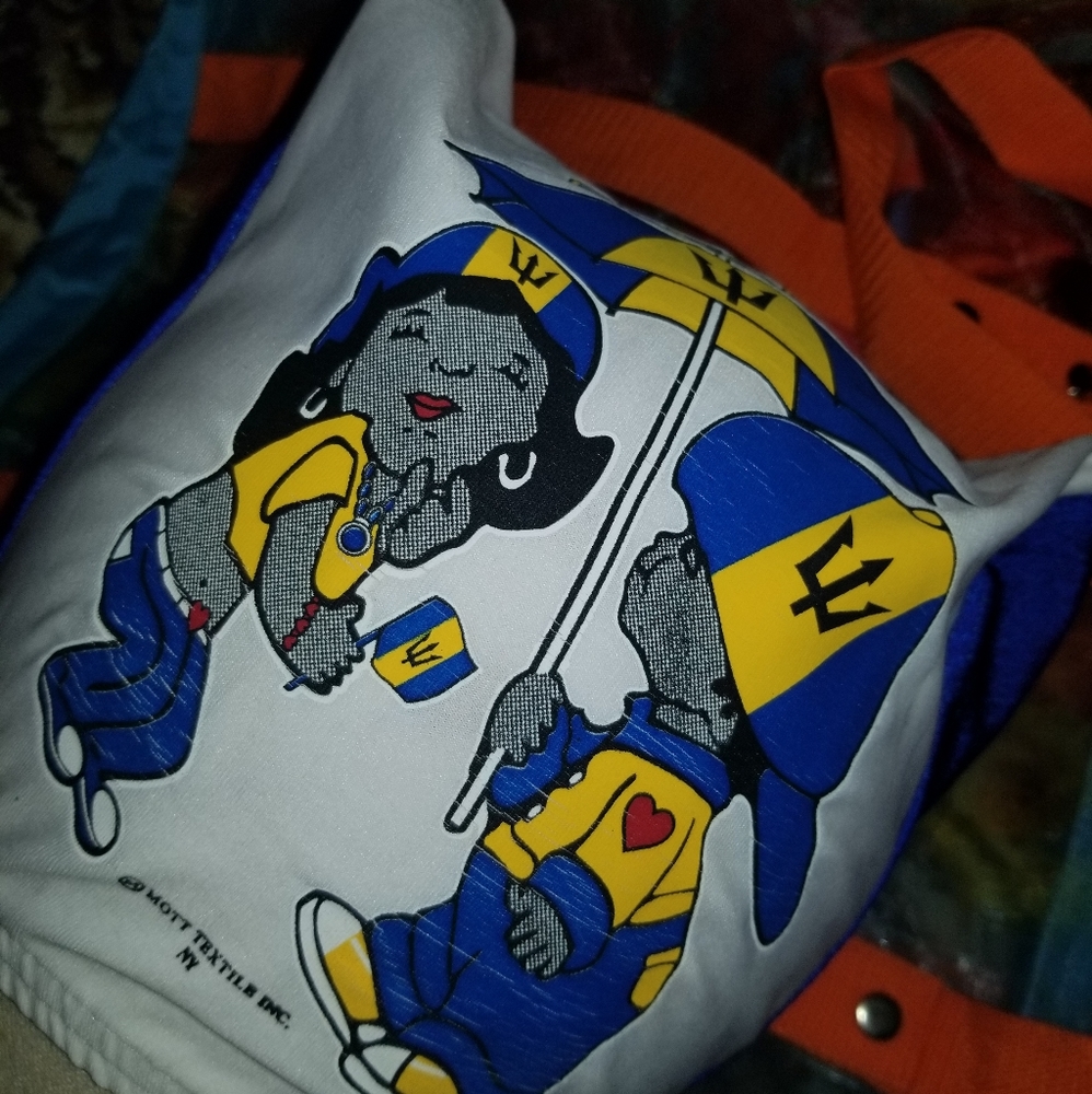 Barbados Flag Car Head Seat Cover